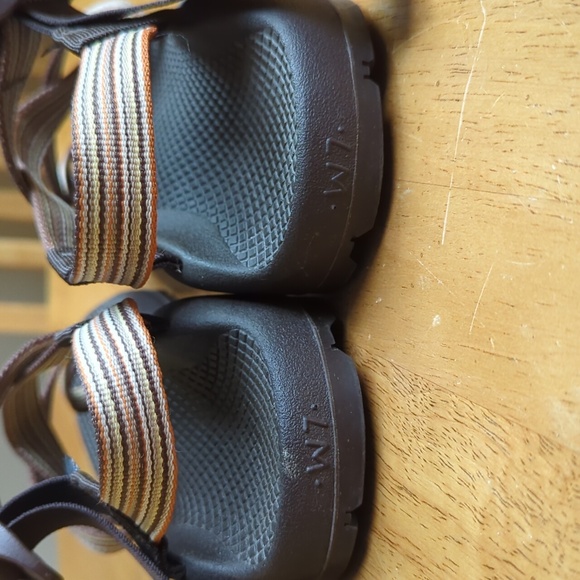 Chaco size 7 - Picture 3 of 3